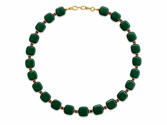 Collar Arun — Verde cuadrado y dorado